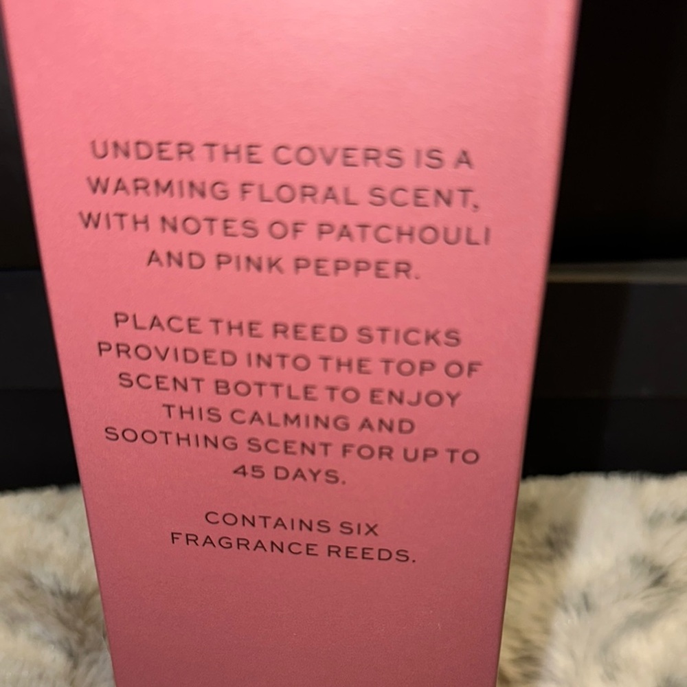Revolution Under The Covers Reed Diffuser - Picture 8 of 10